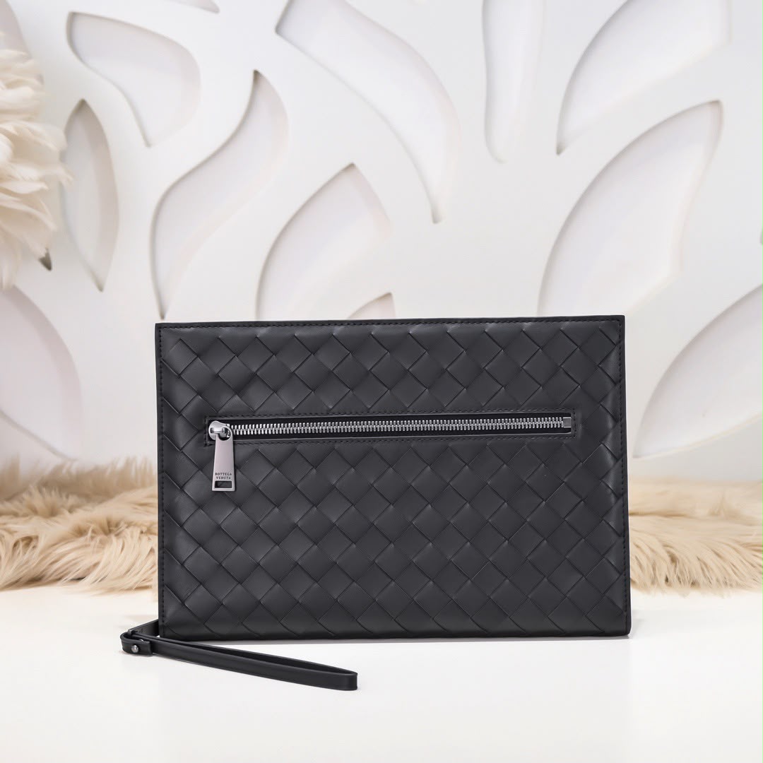 Bottega Veneta Intrecciato Document Case With Wristlet 28cm/11in